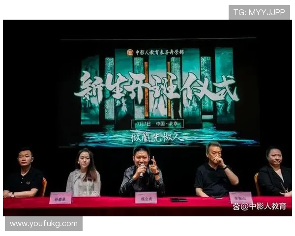 布偶秀大电影携手伙伴展开跨时空奇妙冒险旅程开启温馨新篇章